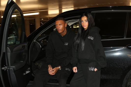 BLACK ☆ SWEATS